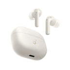 Soundcore P42i albe deasupra carcasei, vedere oblică