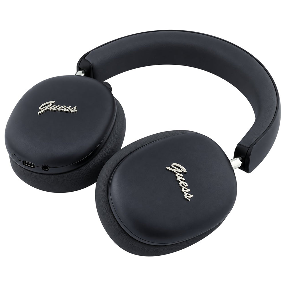 Căști GUESS Metal Script Logo negre cu cupele rotite, porturi vizibile
