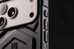 UAG Monarch Pro Titanium iPhone 17 Pro – detaliu fotografic al camerei și butoanelor