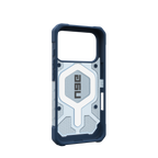 UAG Pathfinder Clear Blues – interior și modul magnetic